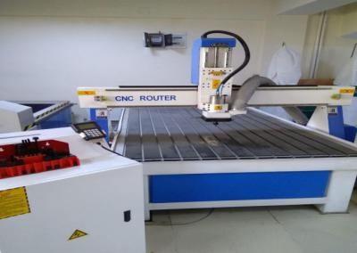 CNC ahap router 4,5 1300x2500 tablal 350m z eksenli
